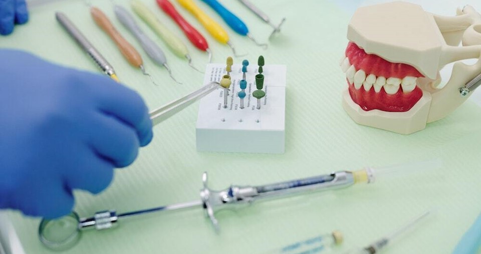 kunststoffformteile für kieferorthopädische geräte